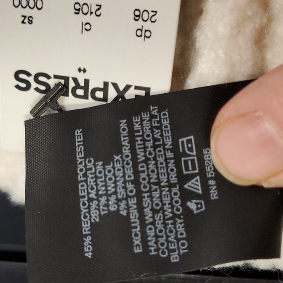 Express white with brown and black pom pom top hat - Picture 5 of 6